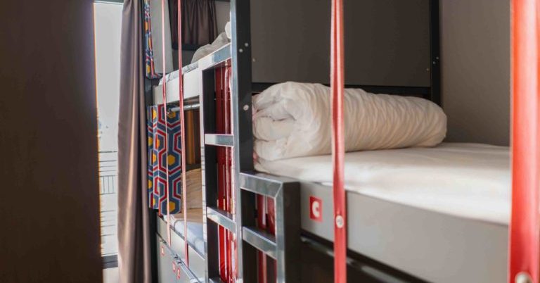 Dortoir chambre partagée Paris Belleville