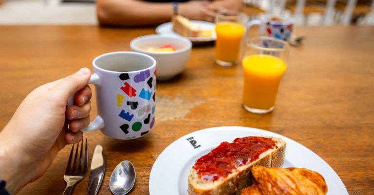 Petit déjeuner Hostel Caen