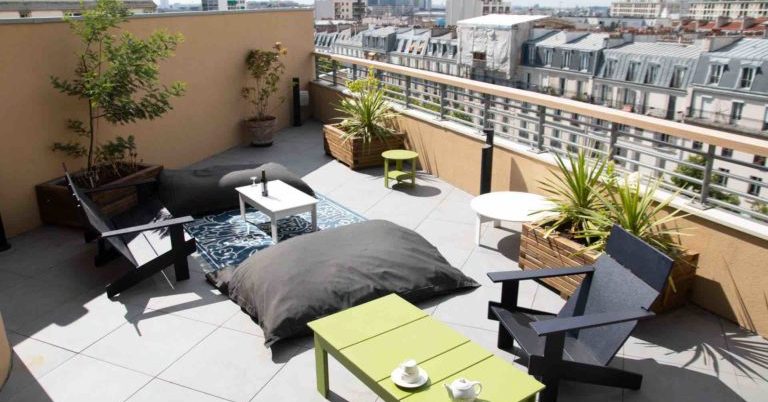 Rooftop Hostel Paris Bercy