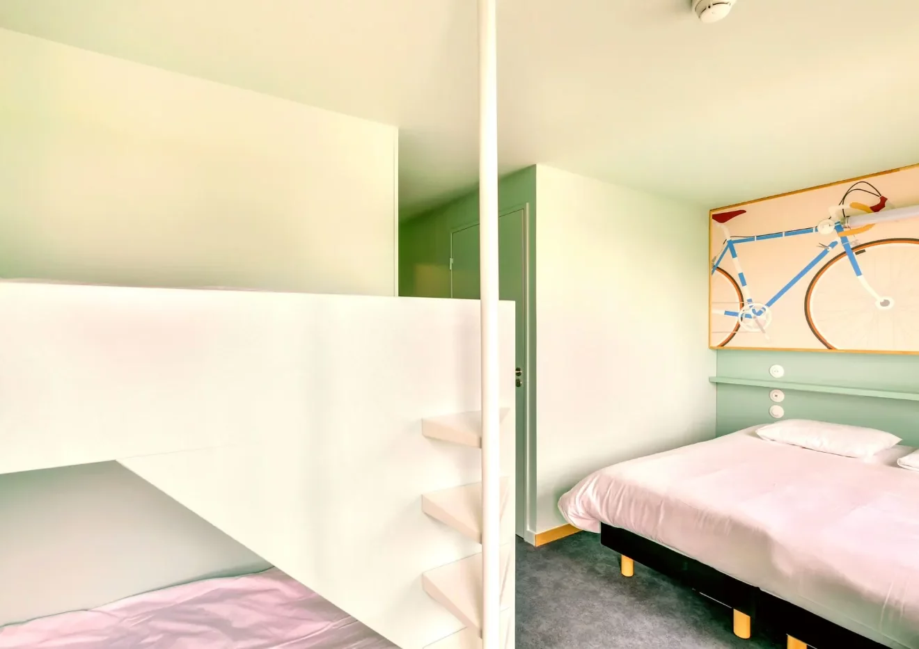 Shared rooms The People Hostel Tours