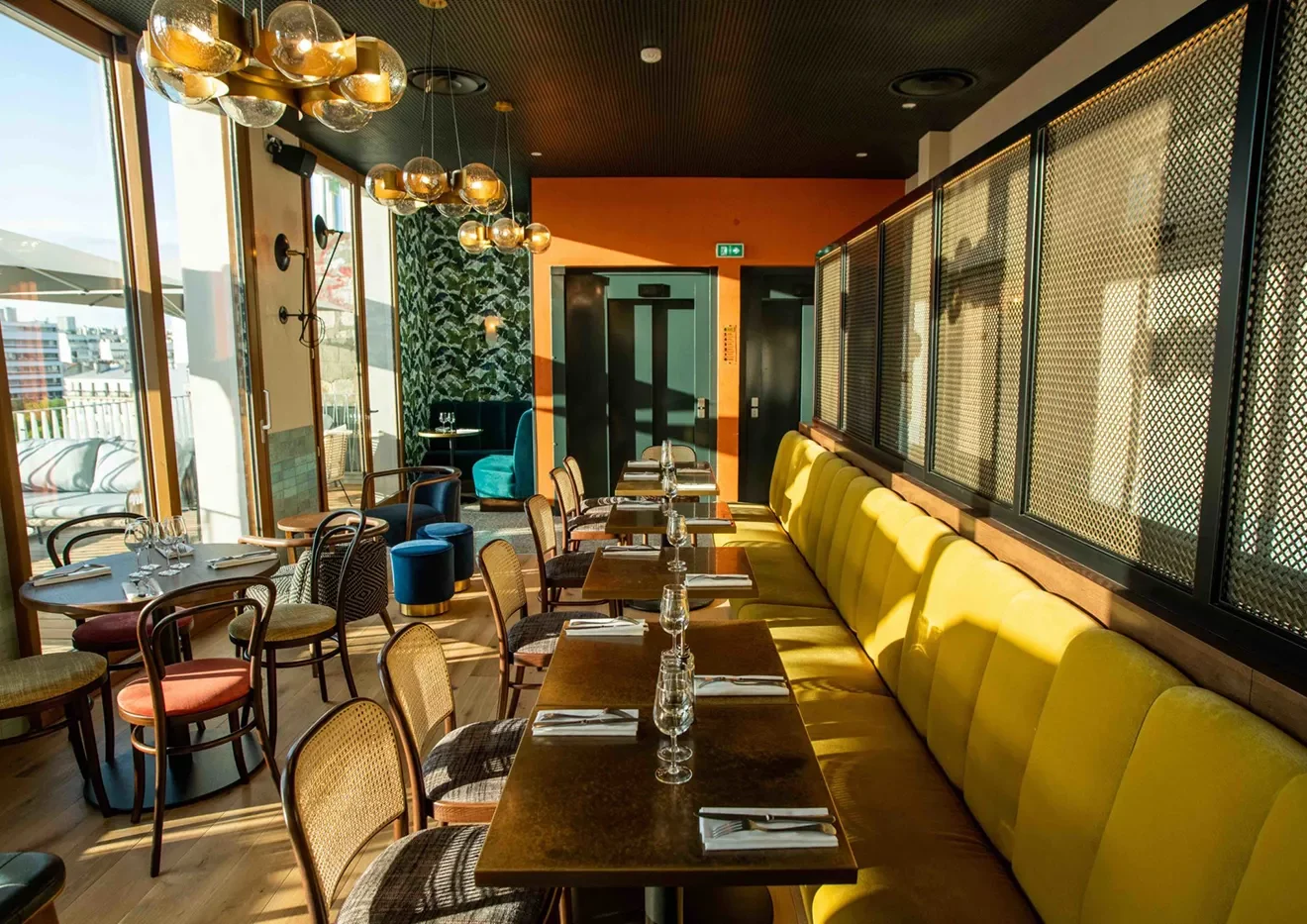 ROOFTOP RESTAURANT PARIS NATION